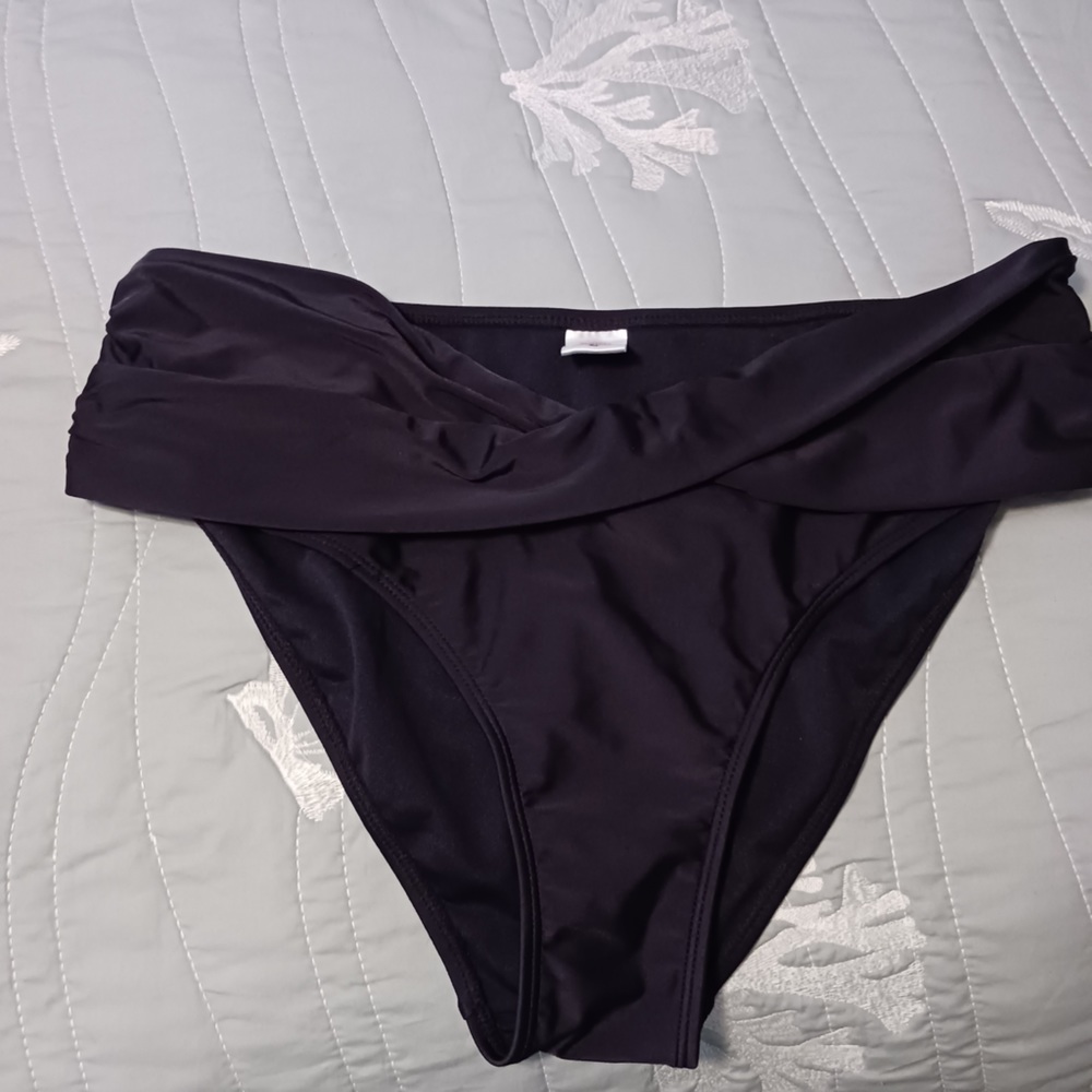 Shekini black bikini bottoms
